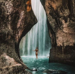 baLI